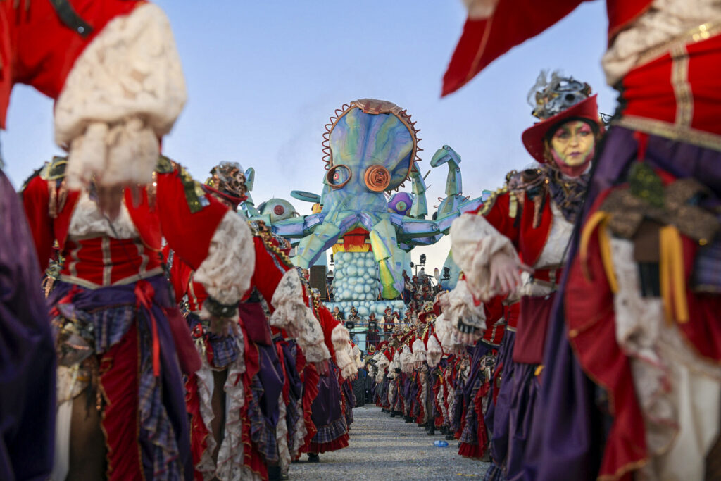 Carnevale in toscana 2025